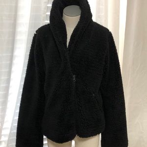 ALO cozy up faux fur jacket